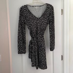 Nine Britton Polka Dot Dress. Size Medium